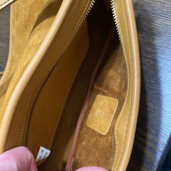 2 for $20 ⚜️ Vintage Malock Leather Tan Snap Boxy Purse with Long Strap - Picture 2 of 5